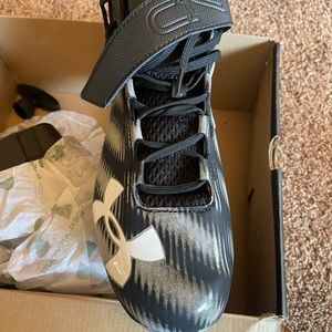 Under Armour football cleats new in box size 9 1/2